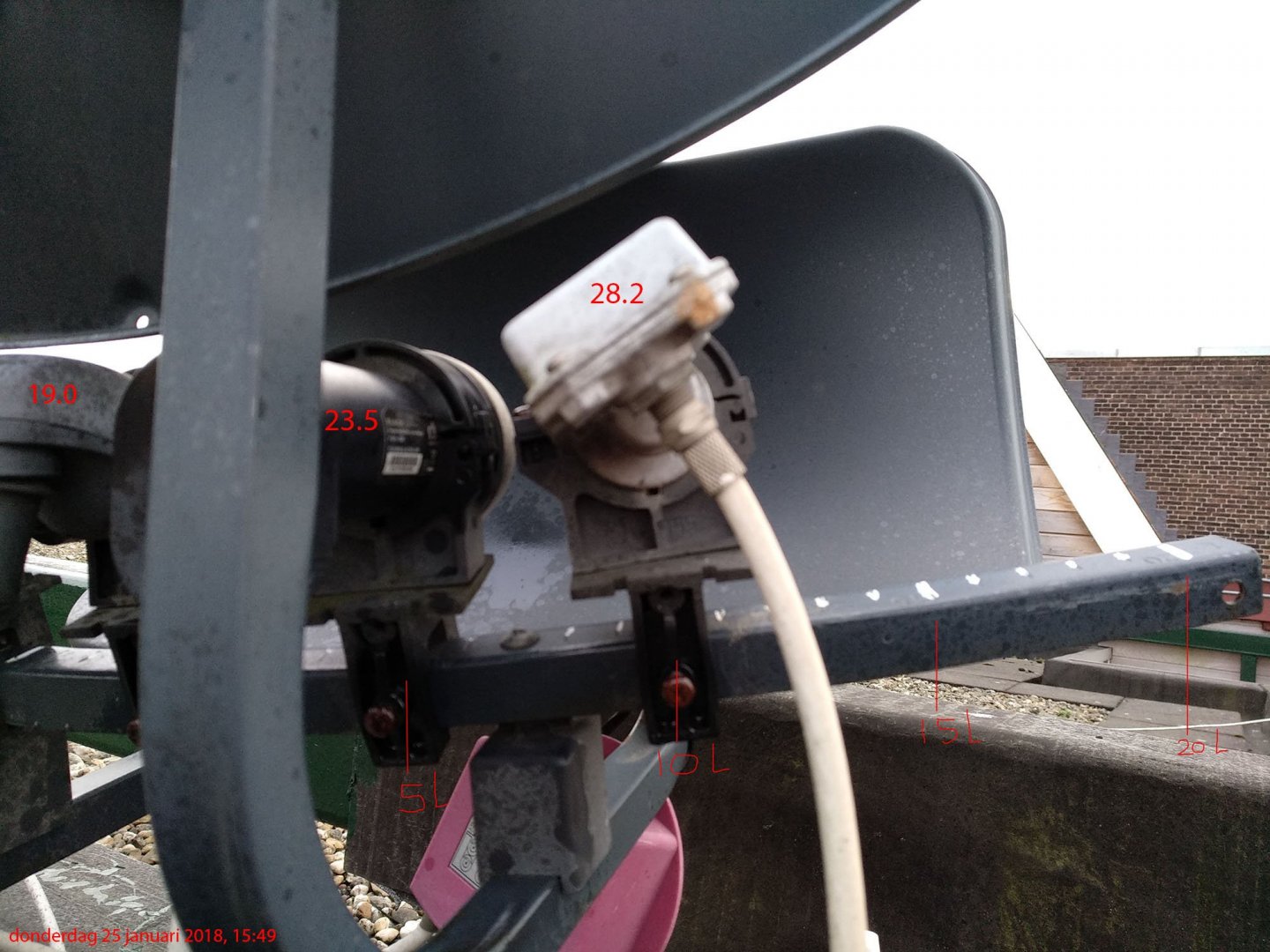 03 - 19,23 en 28 uitlijnen lnb op rails 2018.jpg