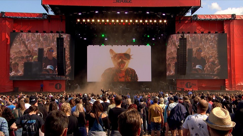 READING MAIN STAGE noevent 20180825_151455 #1.ts_snapshot_03.27_[2018.08.25_15.21.24].jpg