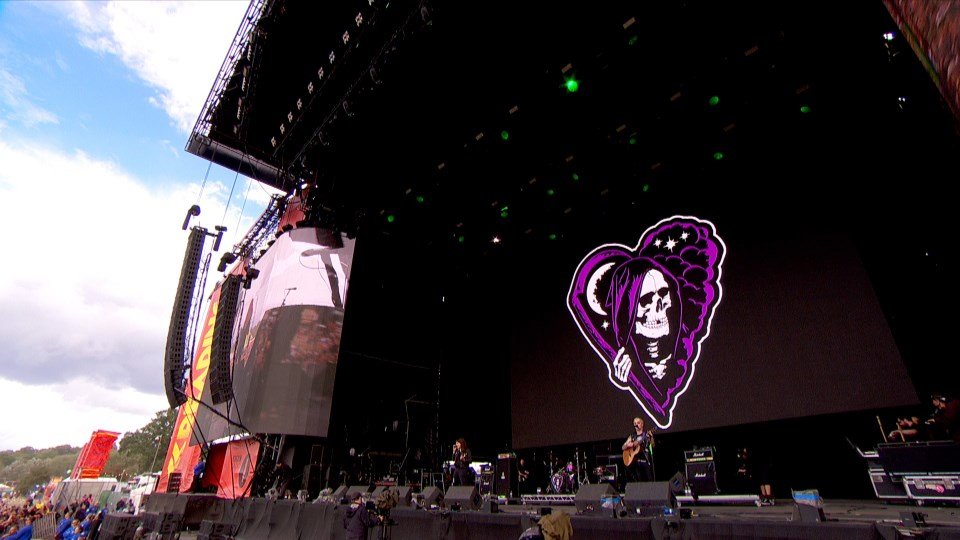 READING MAIN STAGE noevent 20180824_150624 #1.ts_snapshot_01.07.32_[2018.08.24_16.21.49].jpg