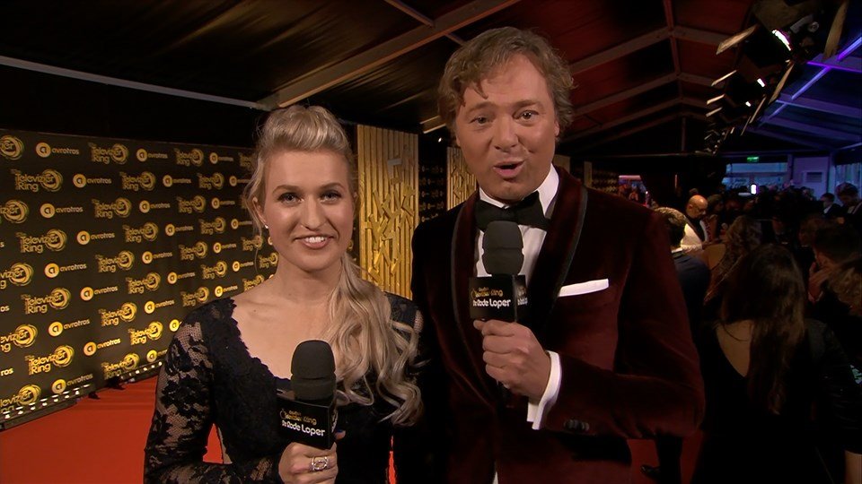 2Sat HOL319 Main20181011-203359.ts_snapshot_01.22_[2018.10.11_20.36.48].jpg