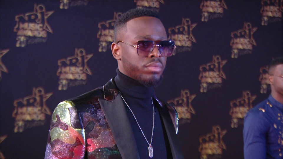 F511 MAIN NRJ CANNES noevent 20181110_171014 #1.ts_snapshot_03.00.34_[2018.11.10_20.23.45].png