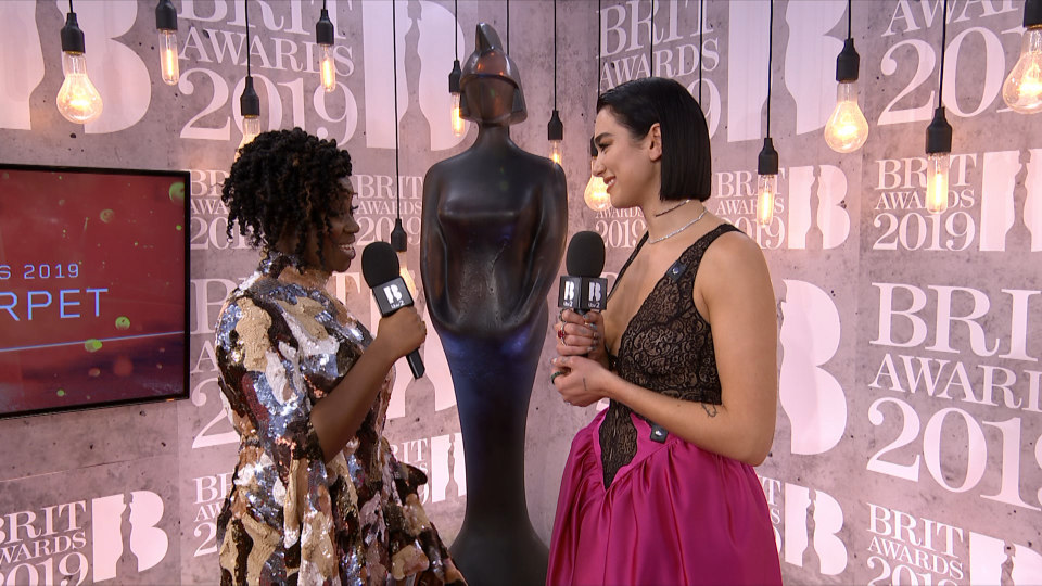 UKI 1487 Brits 2019 ITV2 noevent 20190220_195309 #1.ts_snapshot_03.23_[2019.02.20_19.58.50].png