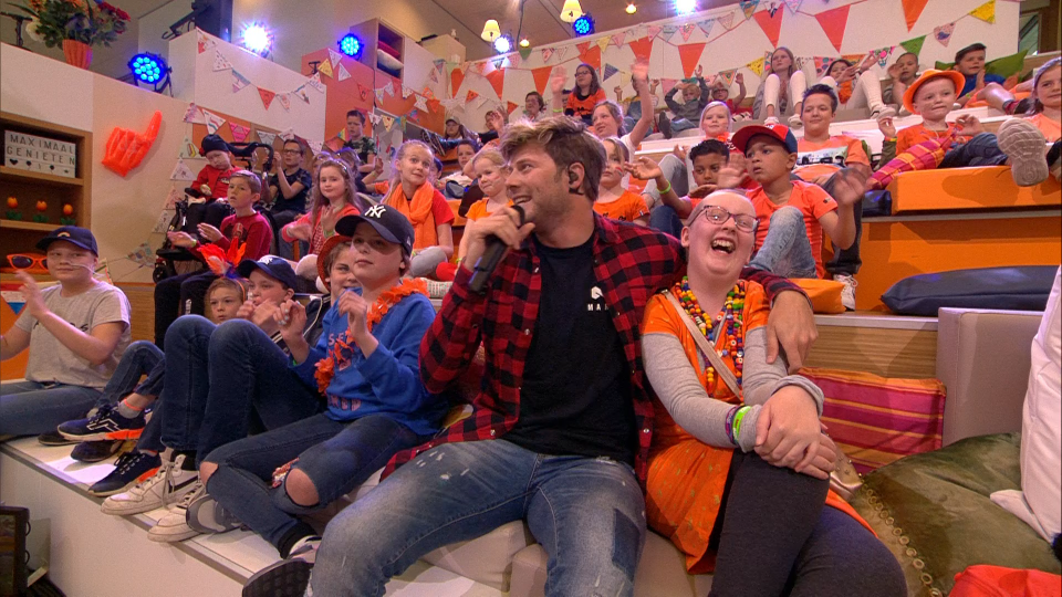 2Sat HOL319 Main20190427-090400.ts_snapshot_03.01_[2019.04.27_09.15.39].png