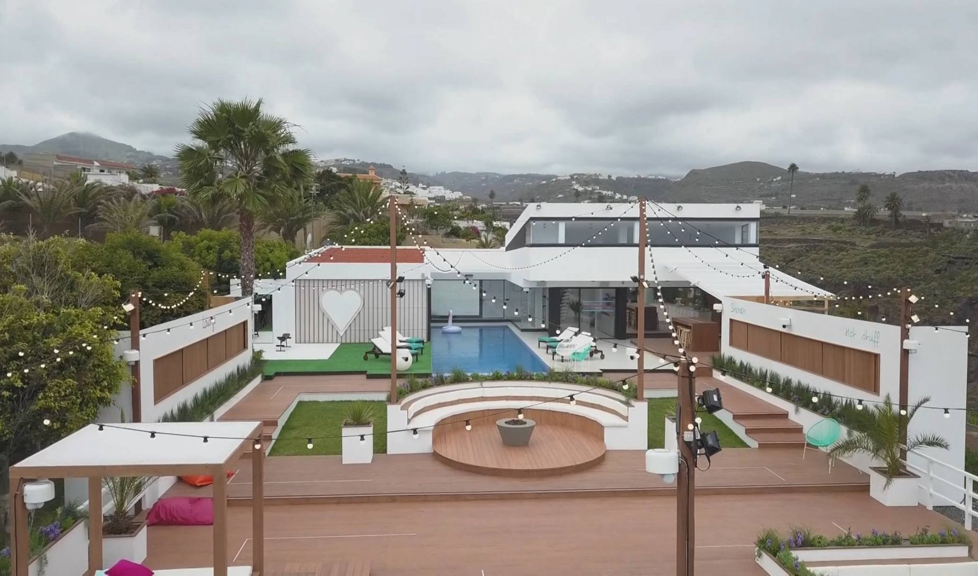 NLUSS HOL218-MAIN_0100 11087_H_7500_20190527_193646.jpg