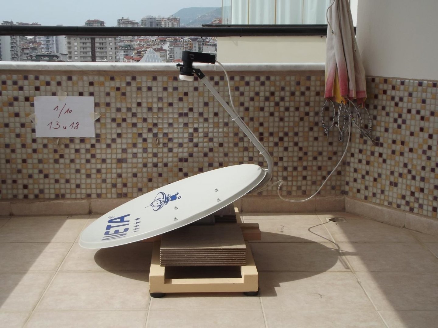 schotel op zijn kop kl.jpg