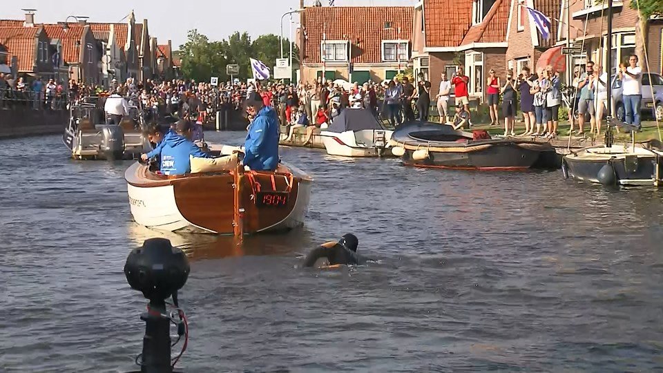 RED BEE MEDIA NL20190622-190328.ts_snapshot_01.30_[2019.06.22_19.05.54].jpg