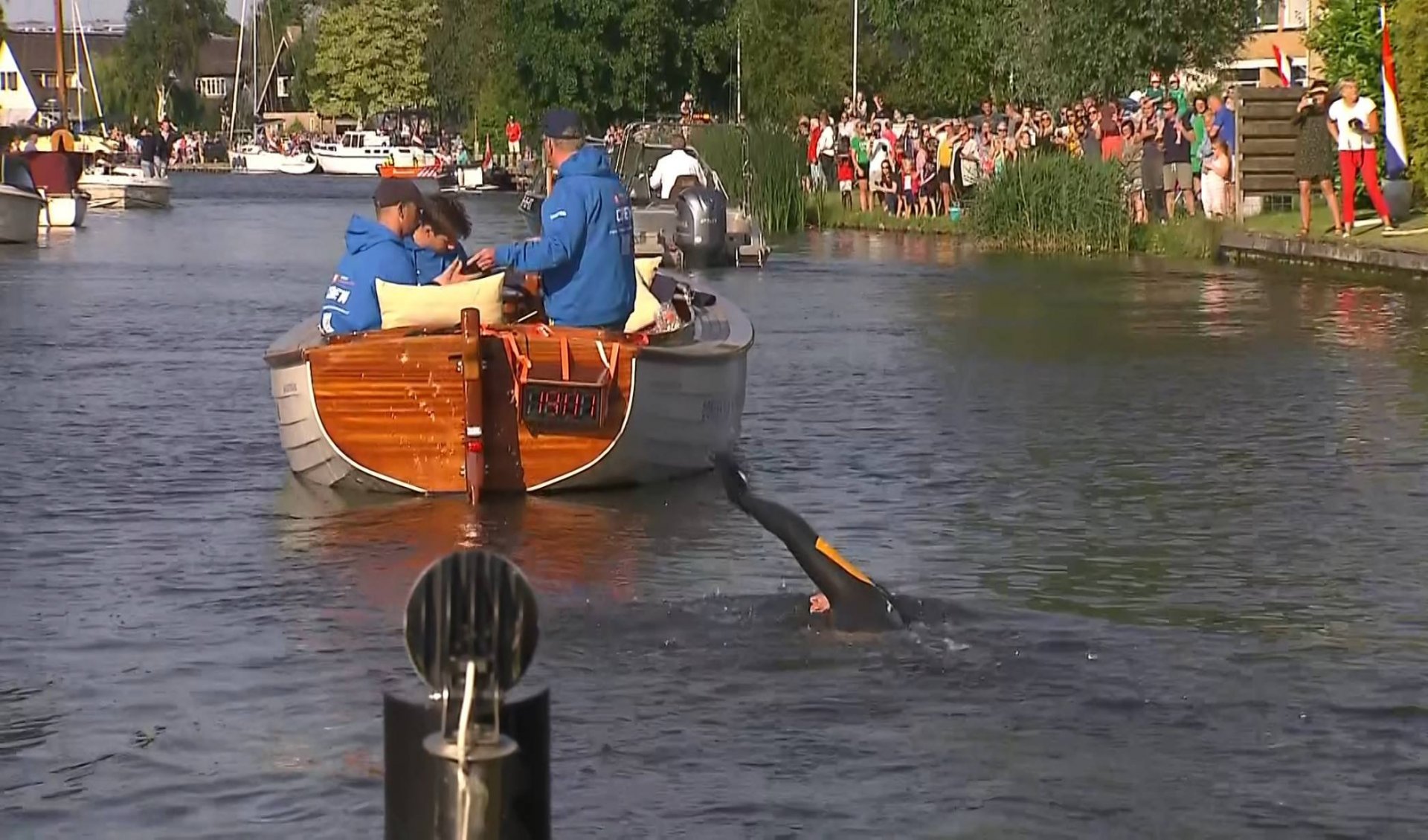 RED BEE MEDIA NL_0100 12575_V_7120_20190622_190712.jpg