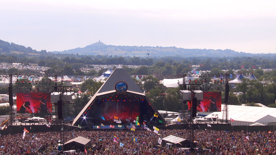 BBC 2 MAIN GLASTONBURY noevent 20190629_163550 #1.ts_snapshot_46.05_[2019.06.29_17.22.29].png