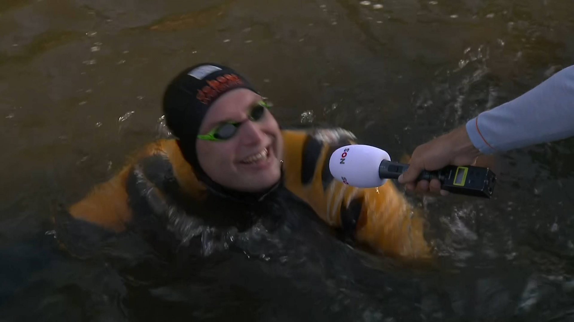 RED BEE MEDIA NL_0100 12575_V_7120_20190622_191024.jpg