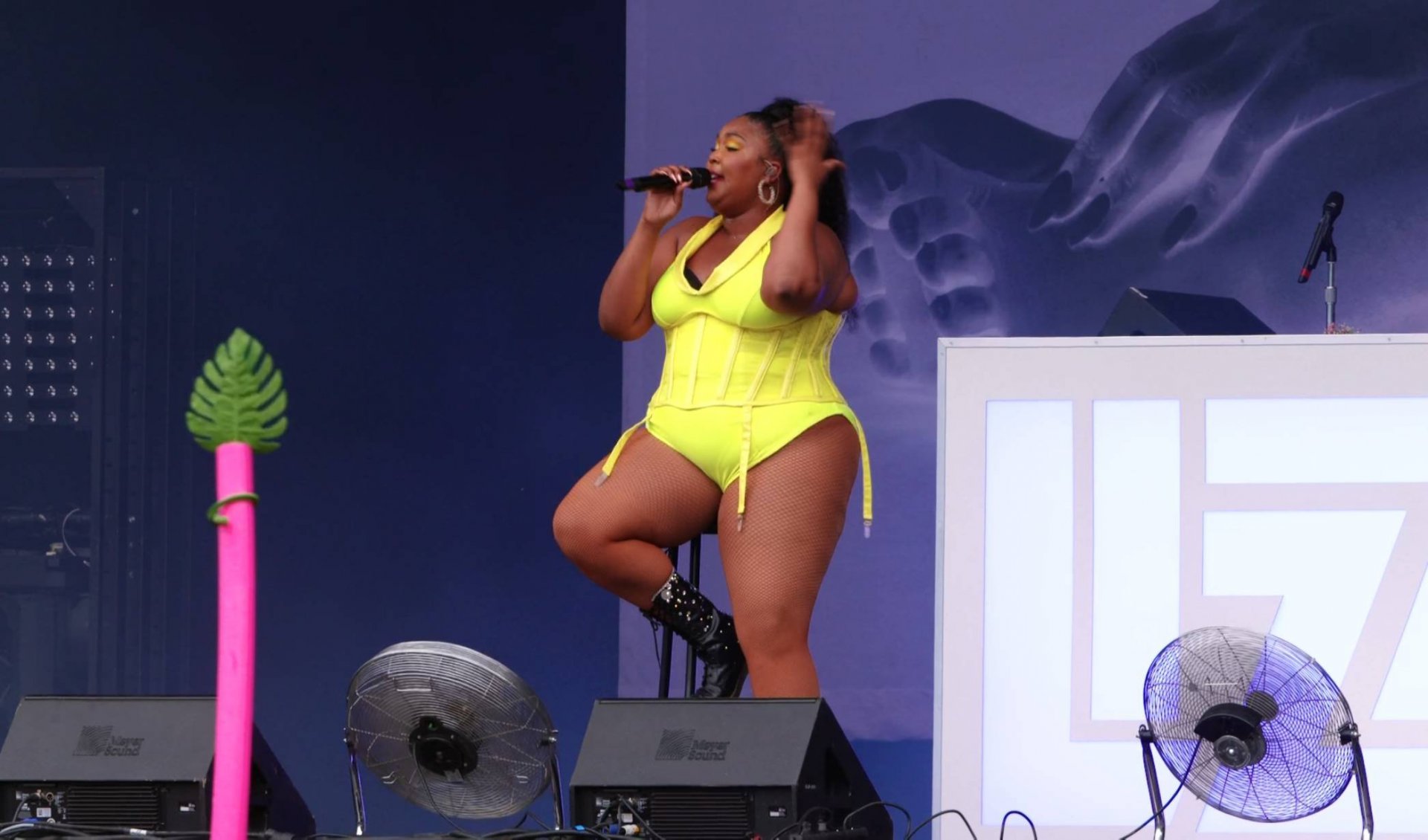 2SAT Greenroom_0235 12613_V_3600_20190705_185354.jpg