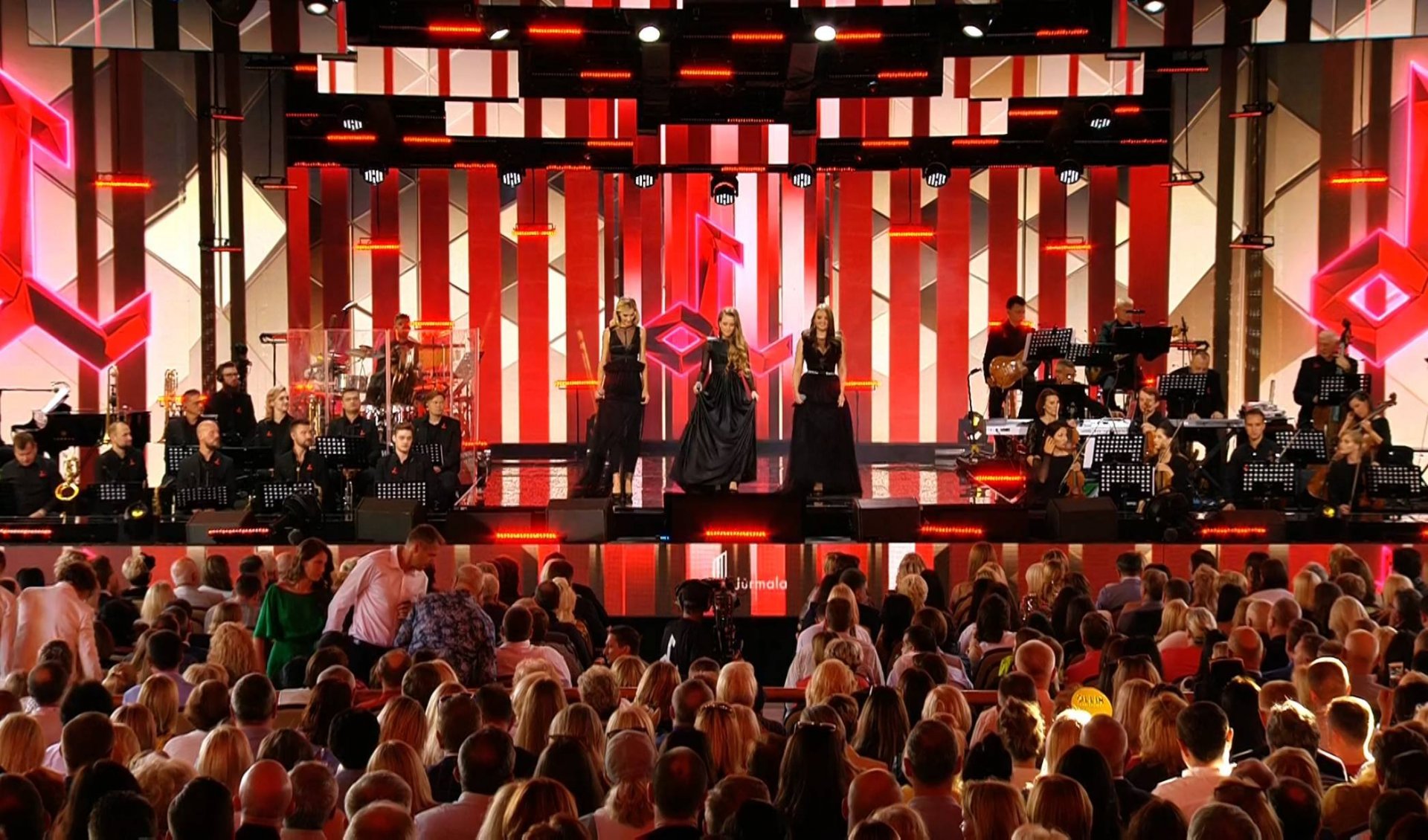 LEVIRA EST-003 (BU)_0100 11128_V_7200_20190718_184909.jpg