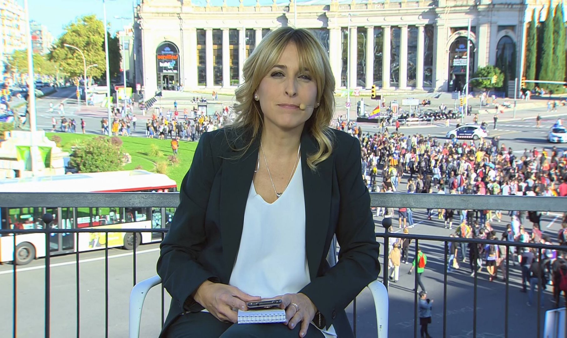 OVERON E457 FEED 1_3300 12620_H_9600_20191015_172500.jpg