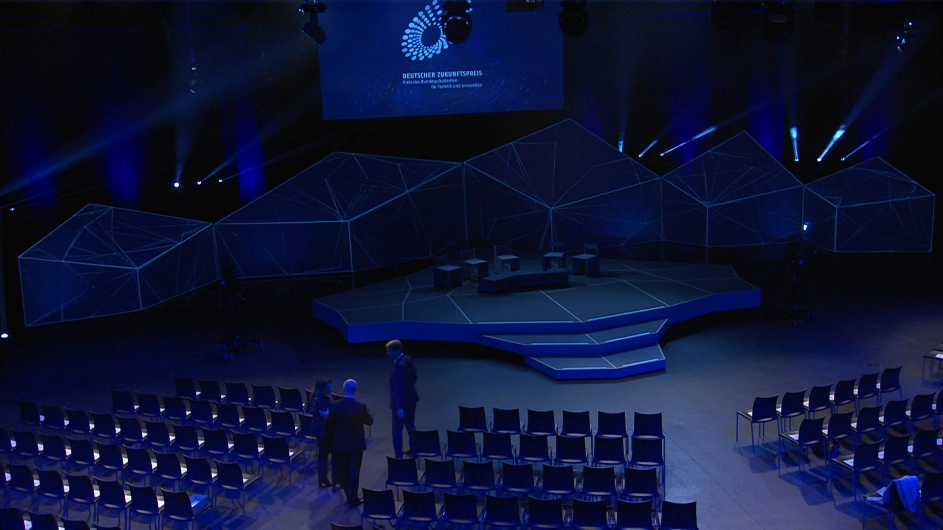 D128 Feed2_0235 12593_V_7200_20191127_171915.jpg