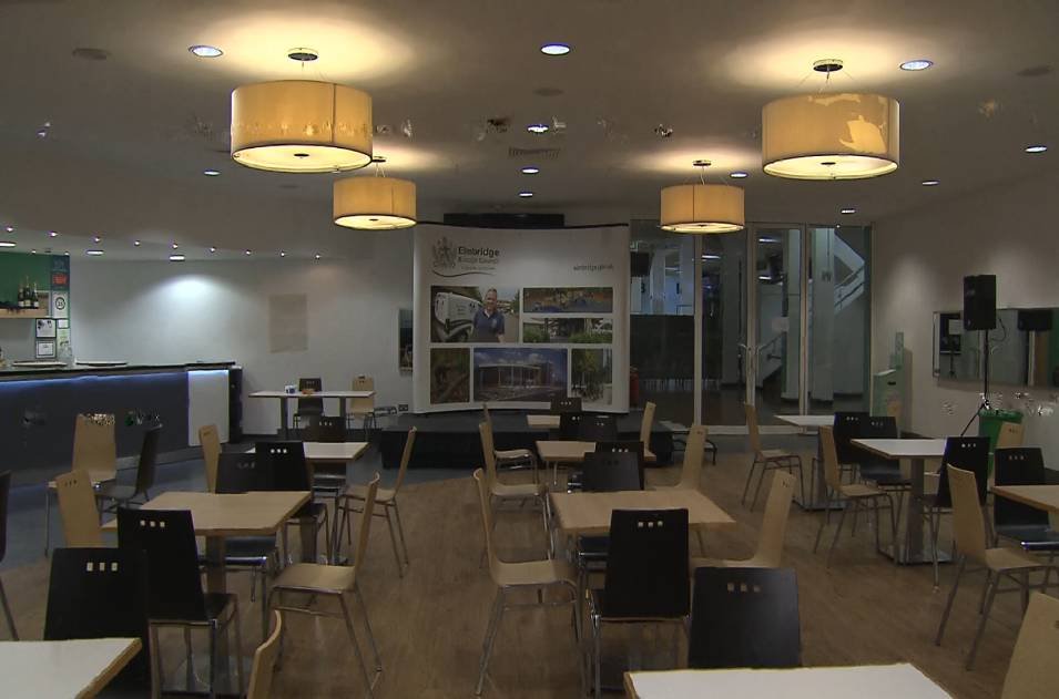 F504_1_ESHER_0235 12679_H_3750_20191212_202707.jpg