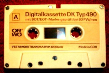 Digitalkassette_3_k.jpg.aa5633ceae377b74e784e092cf0a518c.jpg