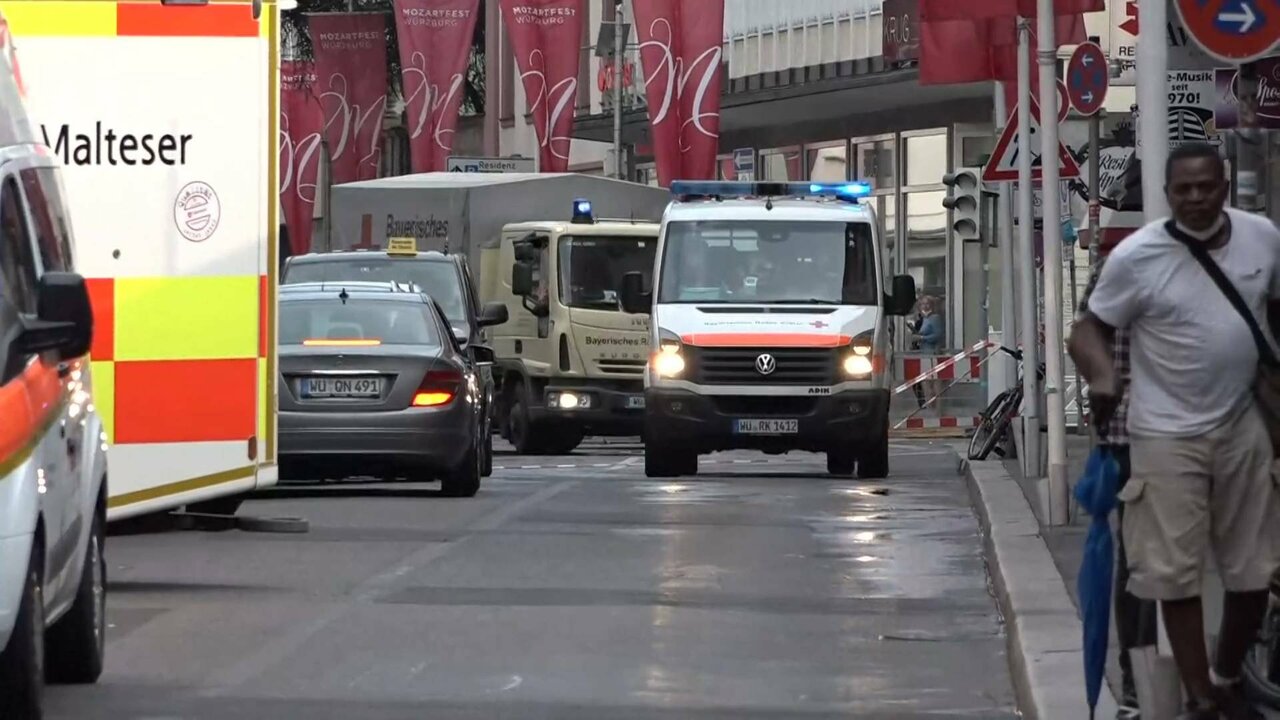 AFP2 EU_0100 11346_H_27500_20210625_200604.jpg