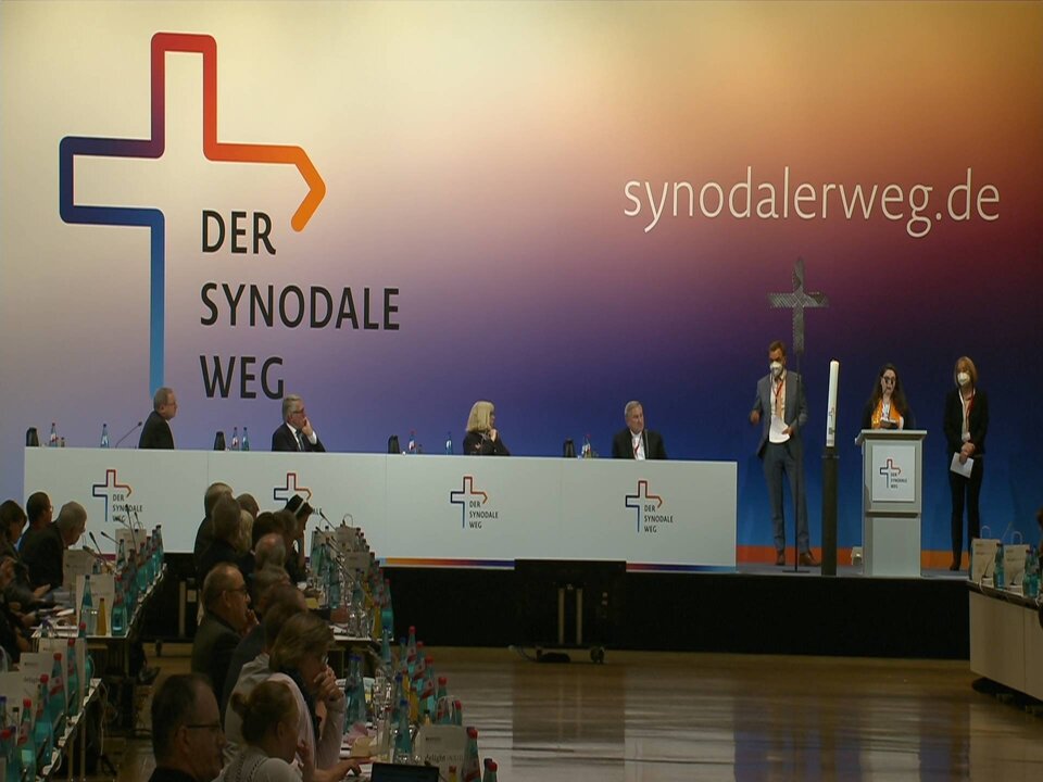 ZDF 9 __ D-414_0235 12593_V_7200_20210930_185026.jpg