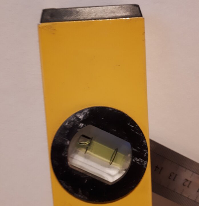 Waterpas libelle.jpg