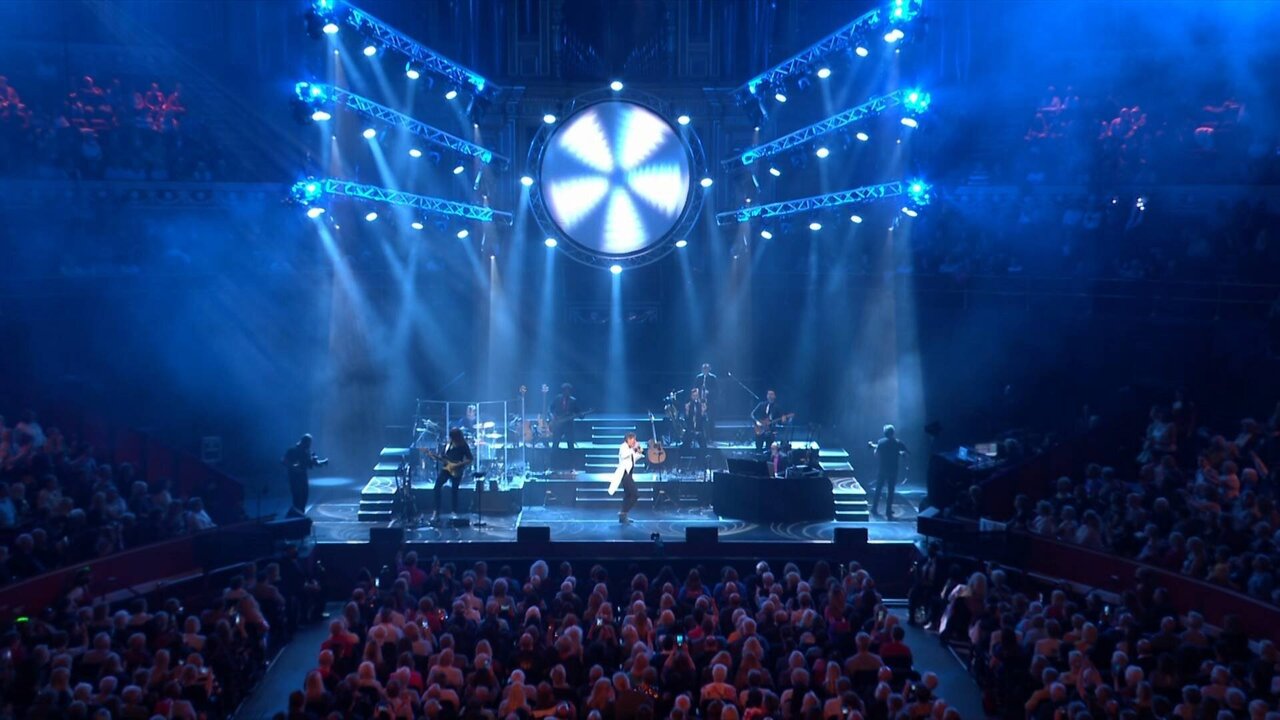 Cliff Richard Encore_3592 11490_V_14500_20211031_153346.jpg