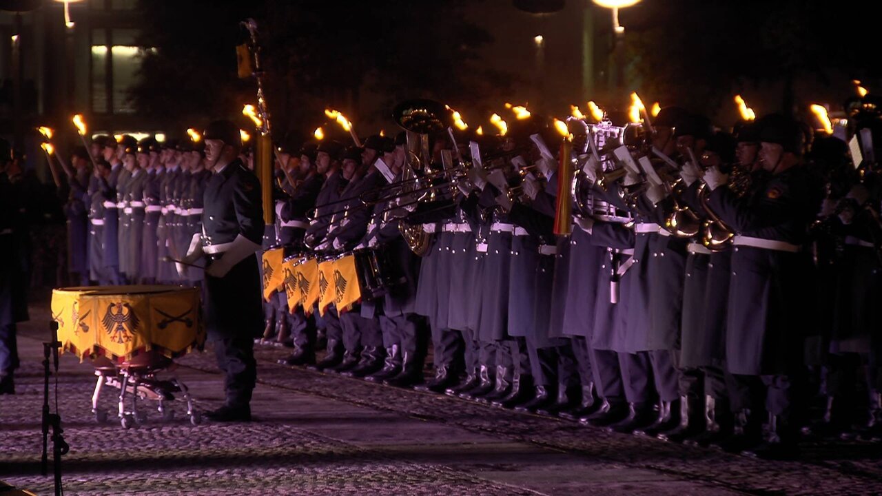 D128 Feed2_0235 12738_V_7200_20211013_191352.jpg