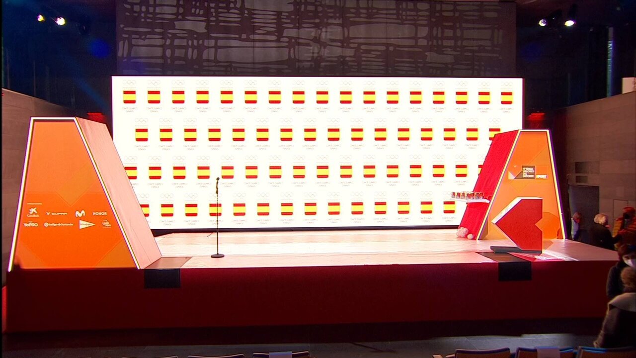 E455 FEED 1_3300 11998_V_7200_20211221_175124.jpg