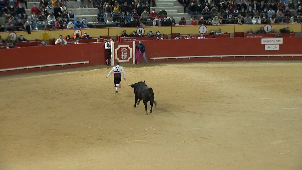 E_3300 11565_H_7200_20211204_174952.jpg