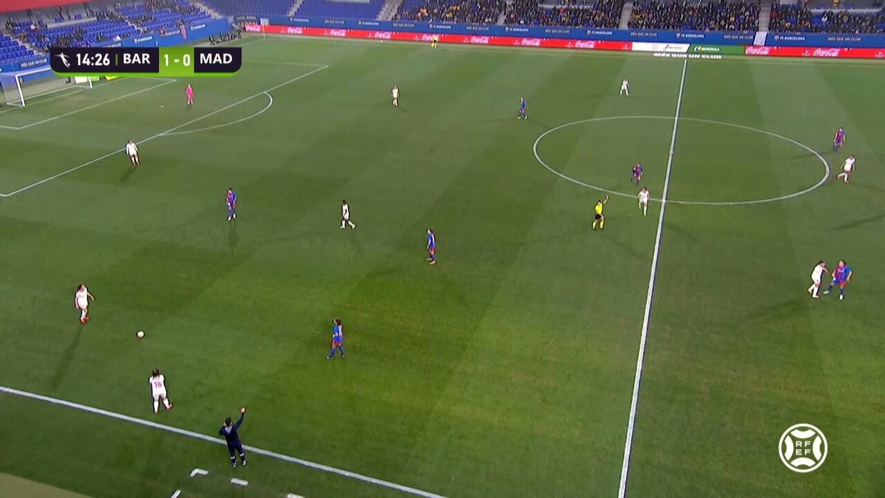 E357 FUTBOL BARC_0070 11126_H_7200_20211222_171436.jpg