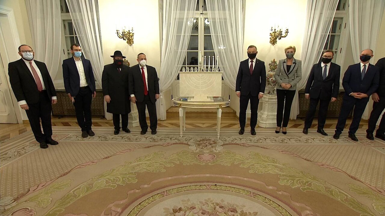 POL-077 ENC-1_0330 11170_H_4800_20211201_191457.jpg