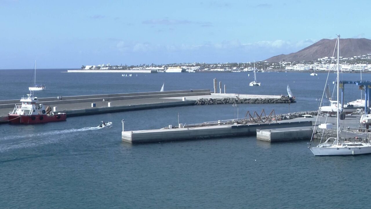 E-411_via 1_3300 12723_H_7200_20211205_125636.jpg