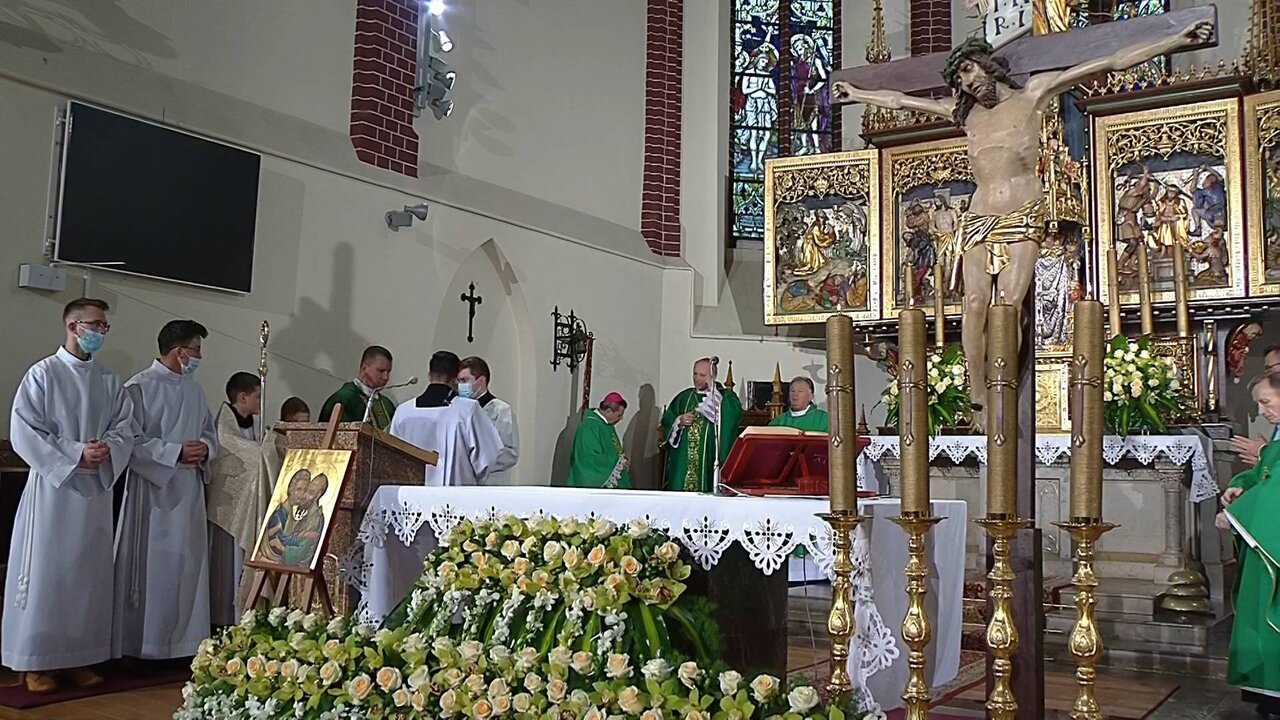 POL 49 EN1_0330 11194_H_4800_20220130_130306.jpg