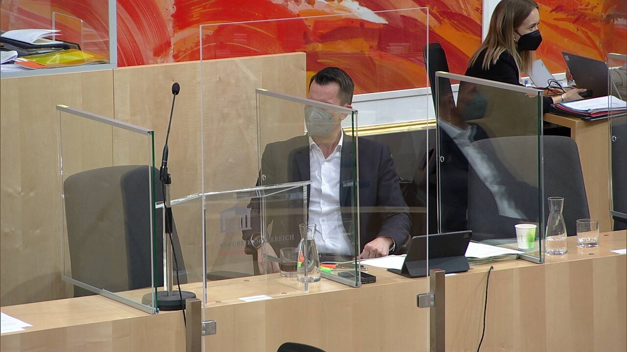 Service 1_0235 12602_V_7200_20220120_183711.jpg