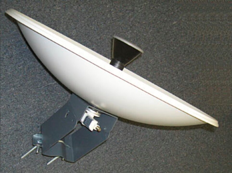 Arcon 57cm cassegrain dish.jpg