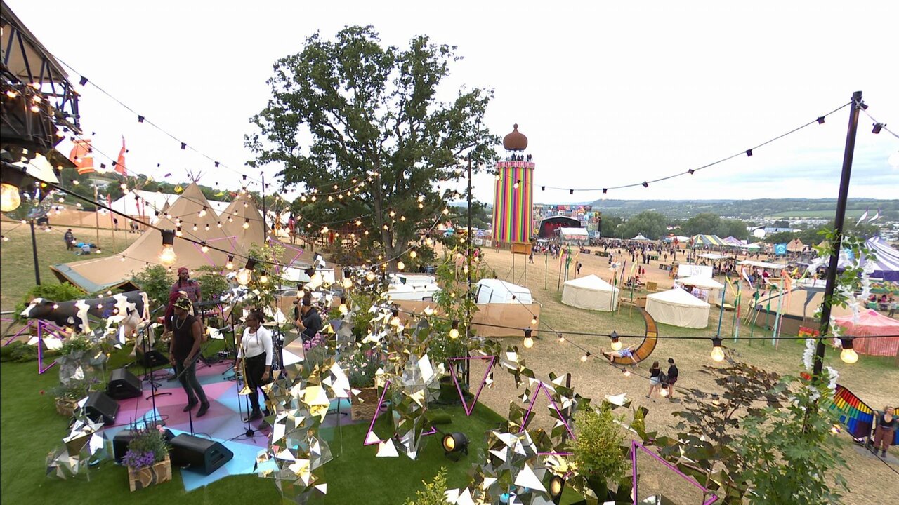 BBC 1_2 Glastonbury sat reserve_0282 12579_V_15000_20220624_181640.jpg