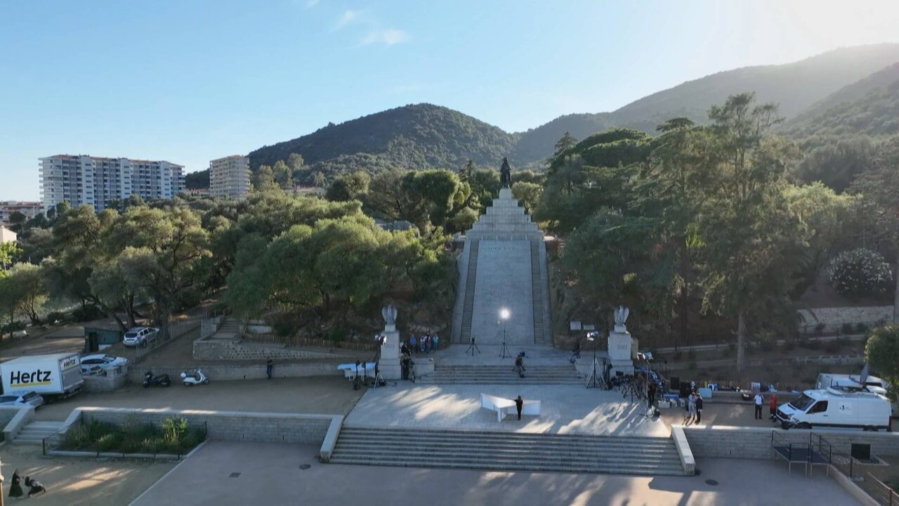 Nameless 12550_1_3520 12550_V_4667_20220607_190017.jpg