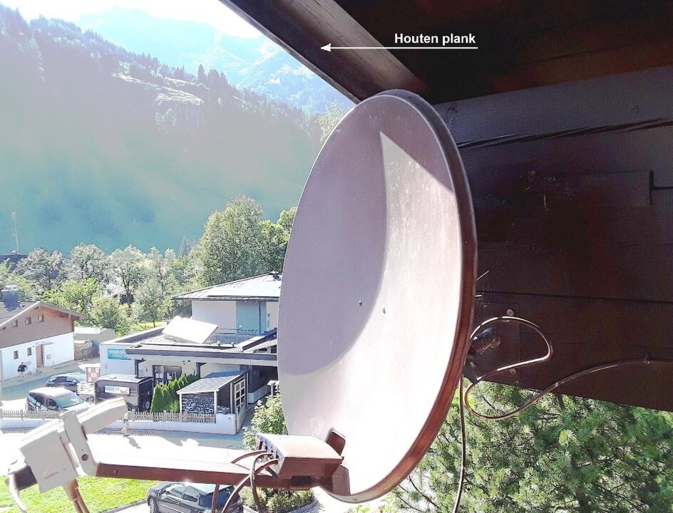 schotel onder dak licht.jpg