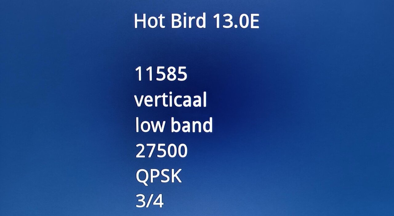 Hotbird 11585.jpg