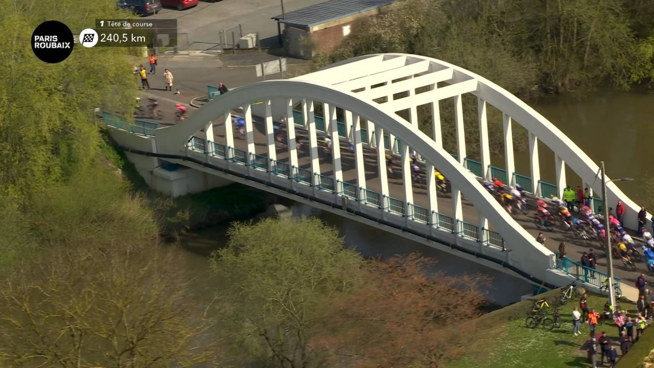 GCR_F267_1_PARIS-ROUBAIX_FEED INTER MAIN_0070 10973_V_9874_20230409_114440.jpg