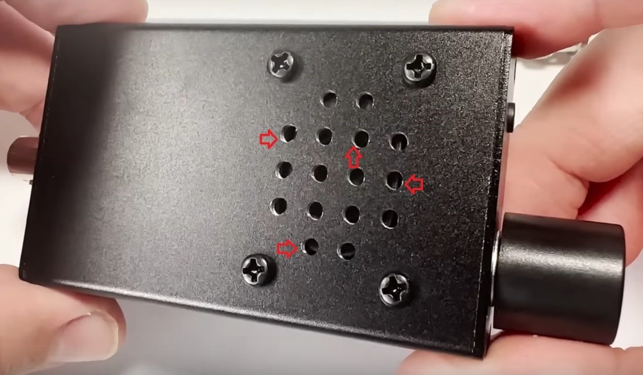 achterzijde radio.jpg