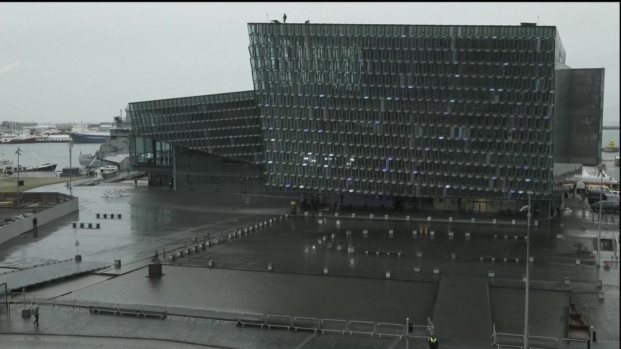 vlcsnap-2023-05-16-20h02m15s146.jpg