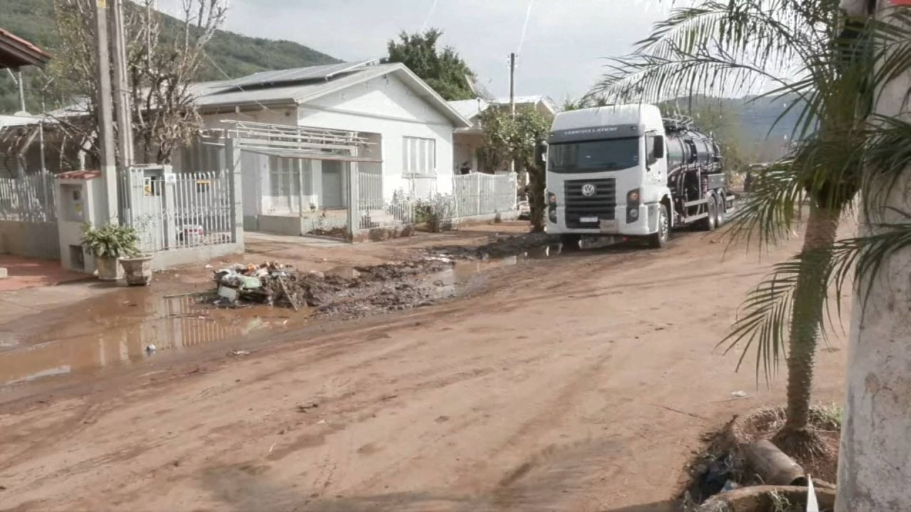 AFP2 EU_0100 11346_H_27497_20230910_193917.jpg