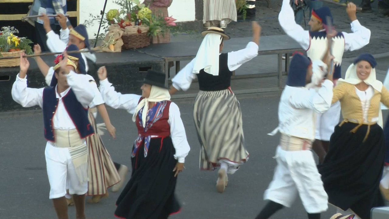 E-411_via 1_3300 11998_V_7200_20230909_204527.jpg