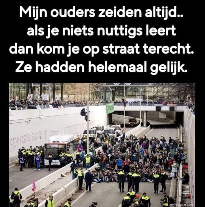 OpStraat.thumb.jpg.4744fb6bc4313ae778319aff06850b89.jpg