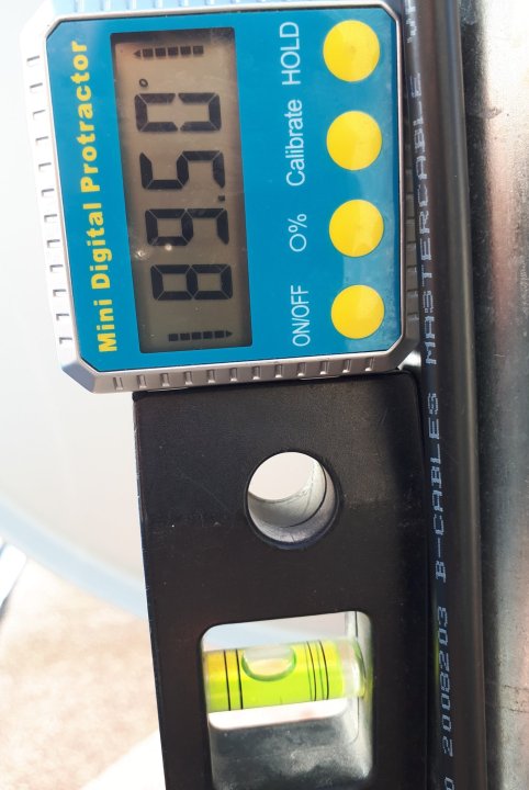 mast vertikaal zijkant.jpg