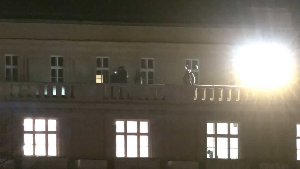 Reuters TV News_3380 11126_H_17250_20231221_185555.jpg