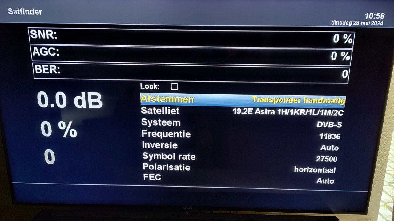 scherm xtrend (1).jpg