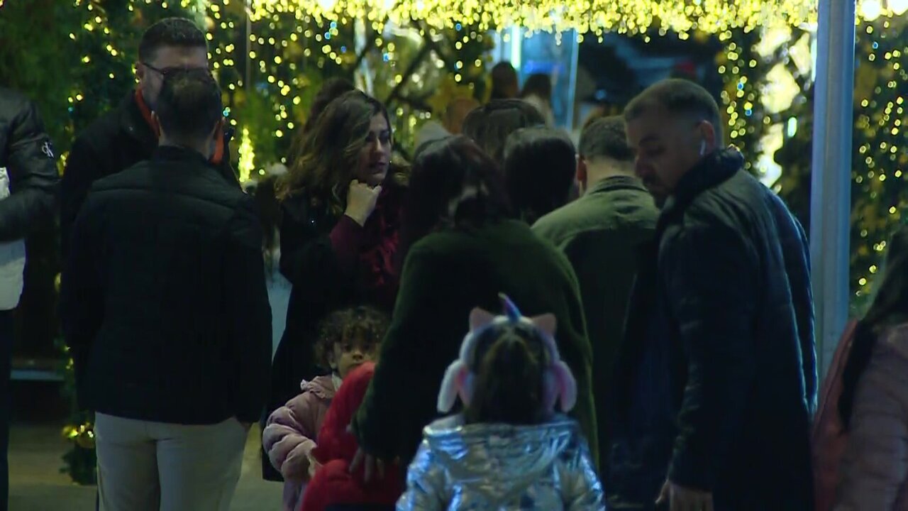 vlcsnap-2024-12-25-21h00m06s348.jpg