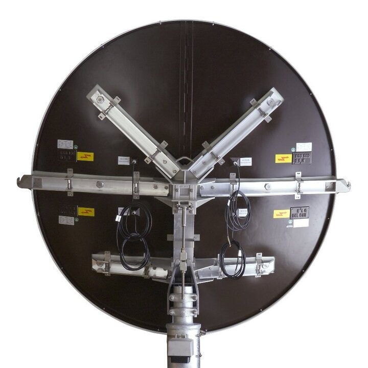 Kathrein CAS 180 achterzijde kl.jpg